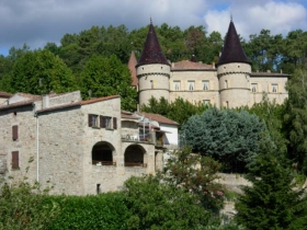 'Location de gites les sources' à Chambonas