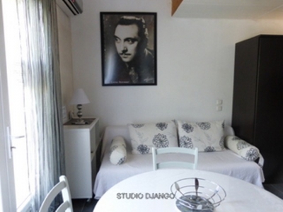 STUDIO /LOFT 'Loft django & carmen' à Bezouce