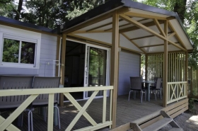 Chalet 'Camping de la vallée de taradeau' à Taradeau