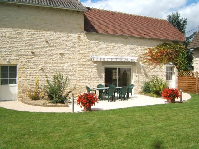 'CHEZ MARIE-CLAIRE ET MICHEL' à Argenteuil sur armançon
