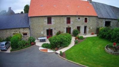 5 gites de 2 à 5 pers 'Le manoir au court' à Pontorson