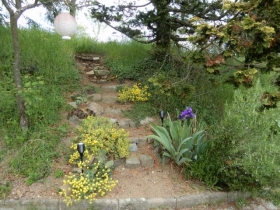 Chambre d'hôtes  et table d'hôtes 'Les jardins de caribole' à Fourneaux
