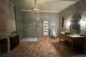 'Les chambres d’hôtes du château de la chassagne ' à Saint hilaire le château