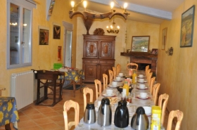 Chambre d'hôtes 'Domaine du petit labouret' à Revest du bion